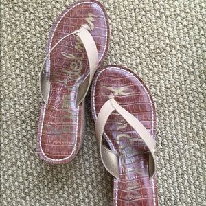 Sam Edelman flip flops.